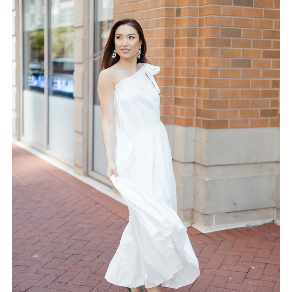 Mable NEW White Maxi Dress Unwritten Rules One Shoulder MEDIUM